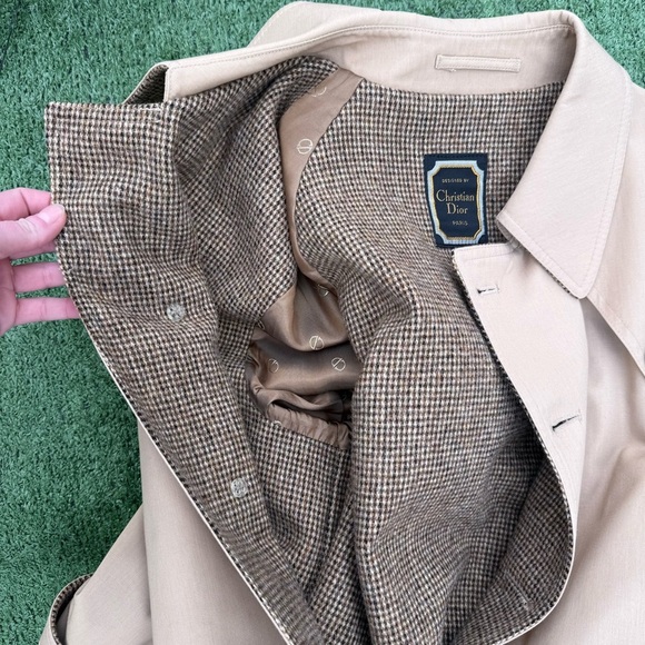 Christian Dior Vintage timeless Classic Tan Trenchcoat belt wool Twill lining - Picture 15 of 15
